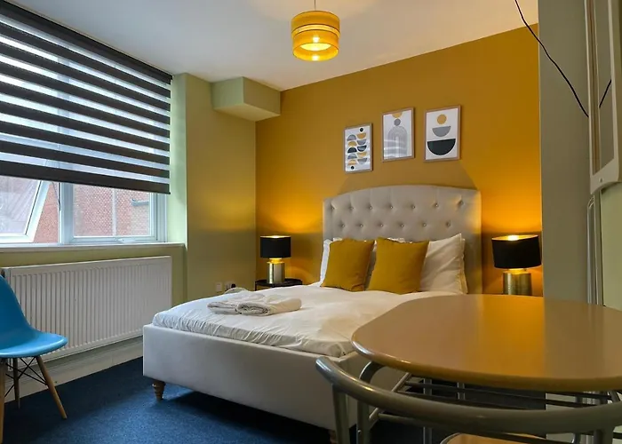King\'S Cross Bright Studio